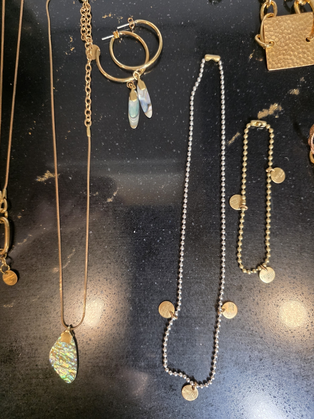 Gold And Siler  Tone Women's Necklace, Bracelet And Earring Bundle - Picture 6 of 7